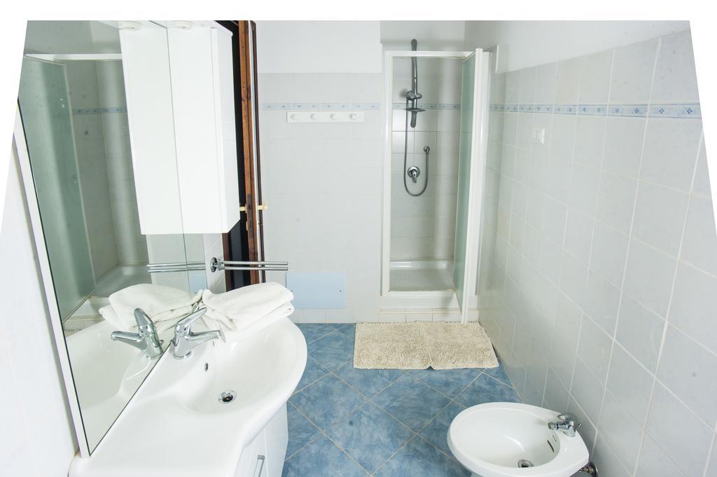 Villa Annuz Santa Margherita di Pula Room photo